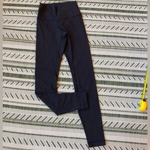 LULULEMON wunder under size 4